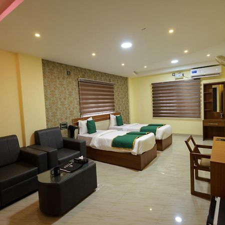 Builda Park Inn Ottappālam Exterior foto
