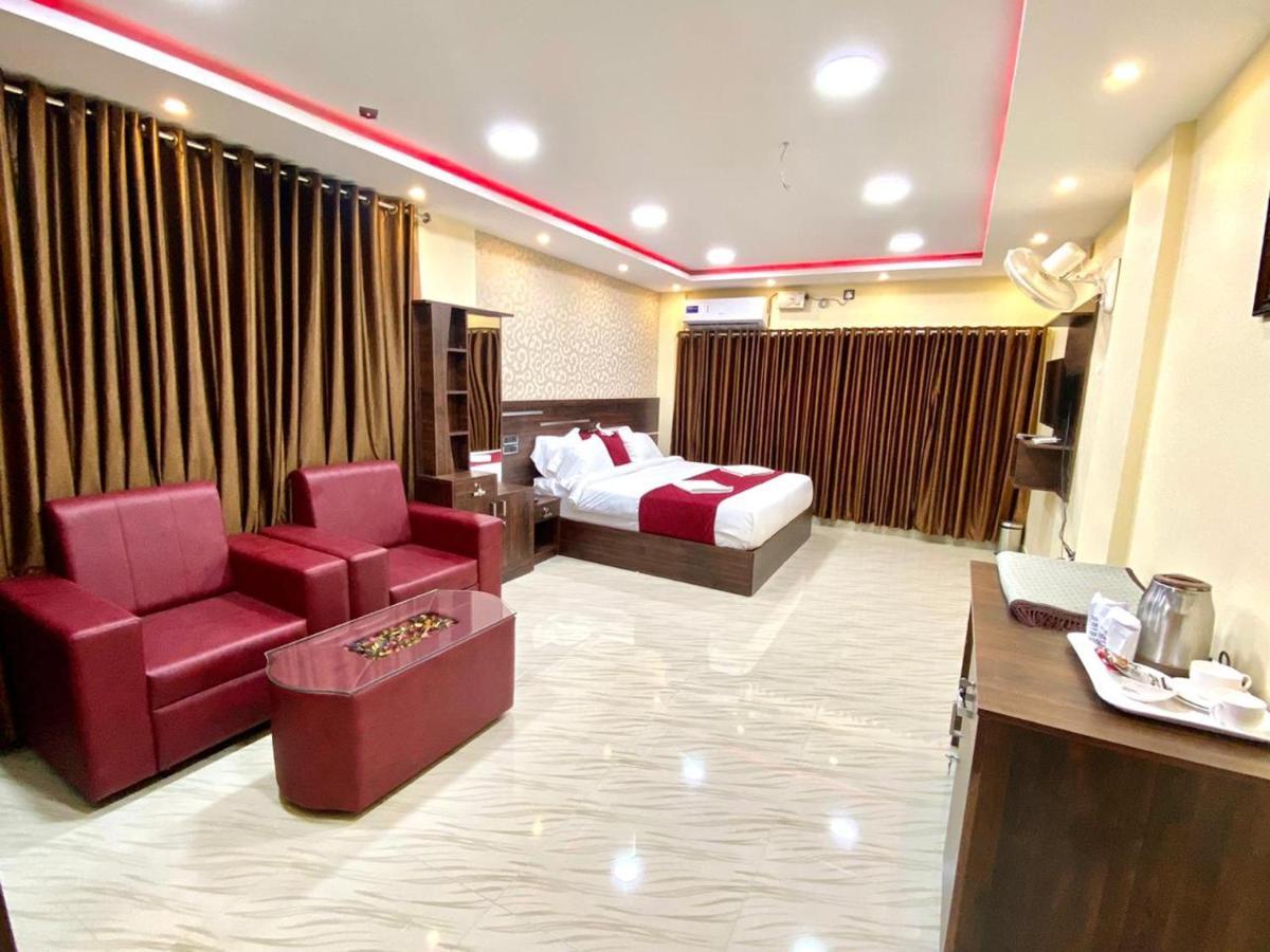 Builda Park Inn Ottappālam Exterior foto