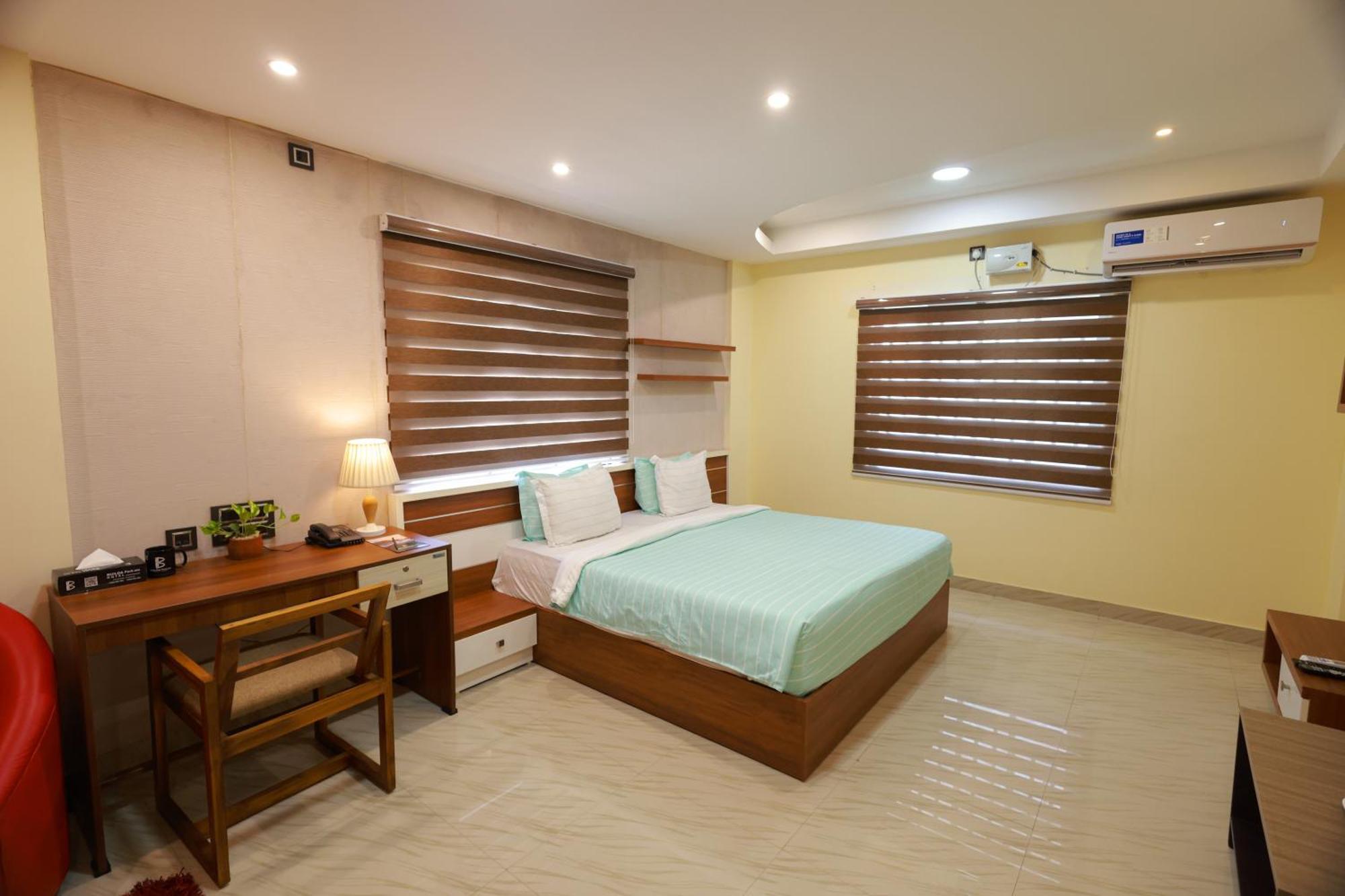 Builda Park Inn Ottappālam Exterior foto