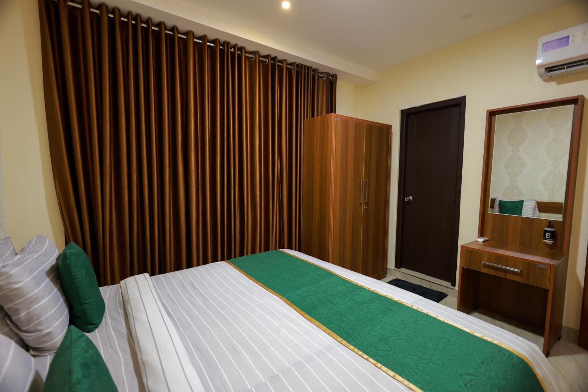 Builda Park Inn Ottappālam Exterior foto