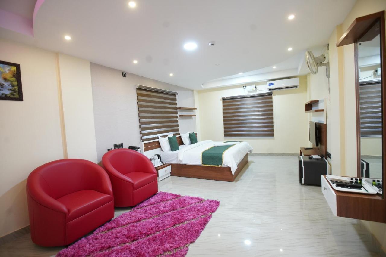 Builda Park Inn Ottappālam Exterior foto