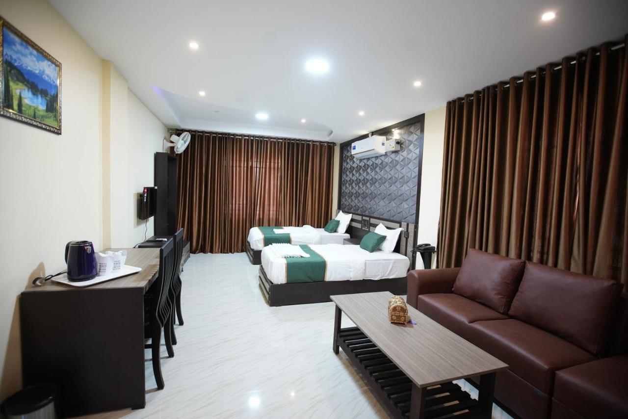 Builda Park Inn Ottappālam Exterior foto